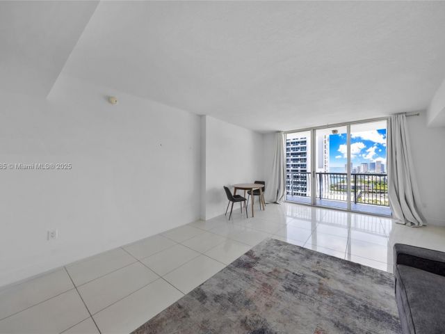 Продажа квартиры #3308 - фото 7436943