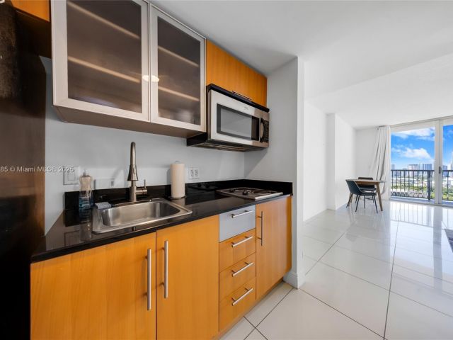 Продажа квартиры #3308 - фото 7436948