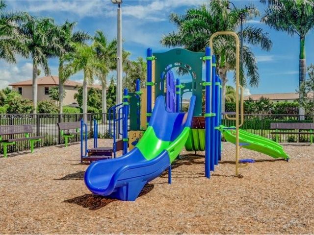 Дом в аренду по адресу 2825 SE 25 . - фото 6028176