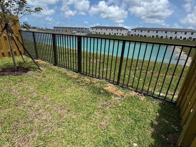 Дом в аренду по адресу 2825 SE 25 . - фото 6028182