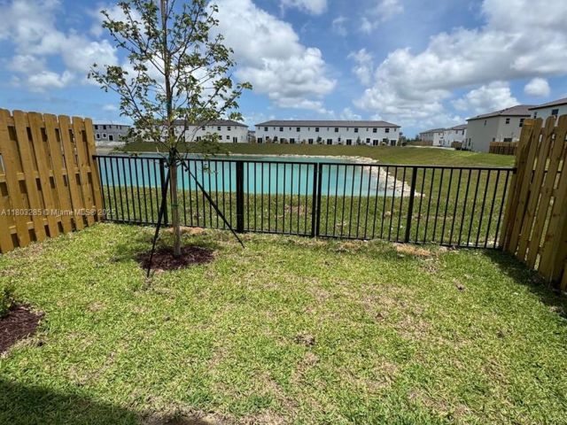 Дом в аренду по адресу 2825 SE 25 . - фото 6028183