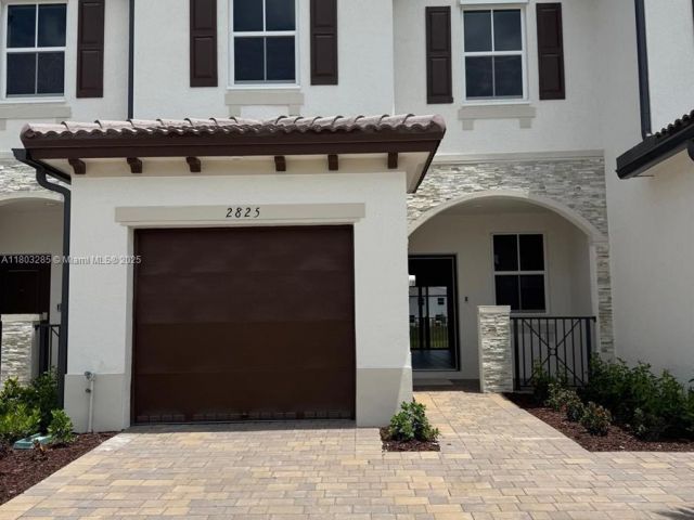 Дом в аренду по адресу 2825 SE 25 . - фото 6028184