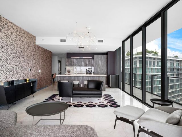 Продажа квартиры #4207 - фото 6022625