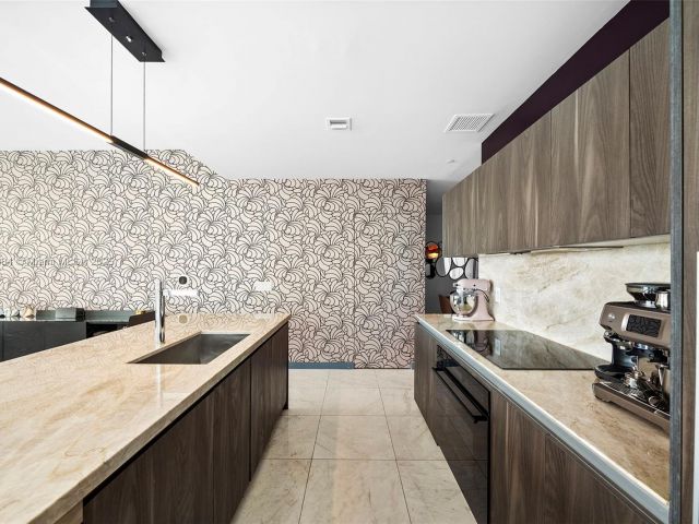 Продажа квартиры #4207 - фото 6022626