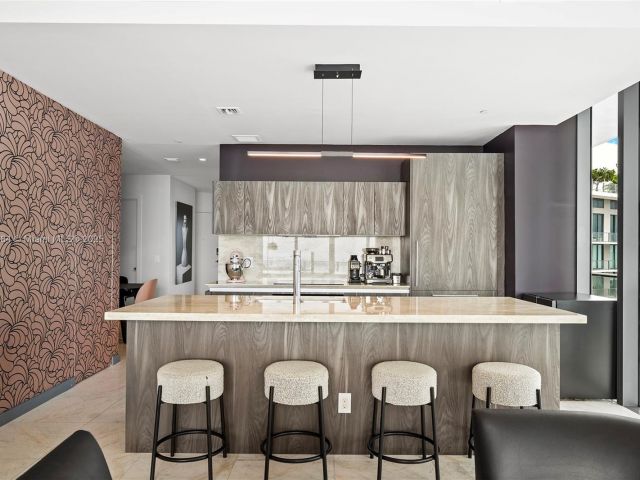 Продажа квартиры #4207 - фото 6022627