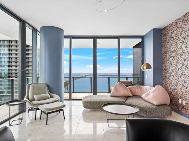 Продажа квартиры #4207 - фото 6022630