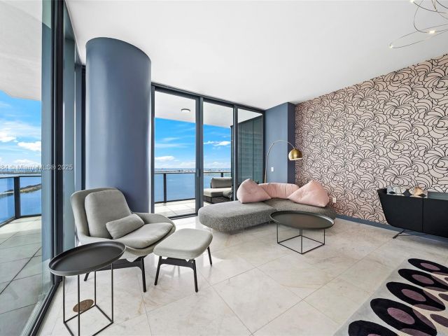 Продажа квартиры #4207 - фото 6022631