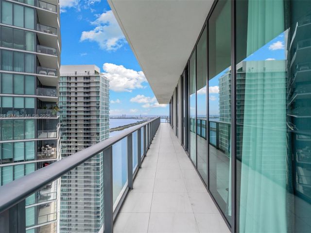 Продажа квартиры #4207 - фото 6022634