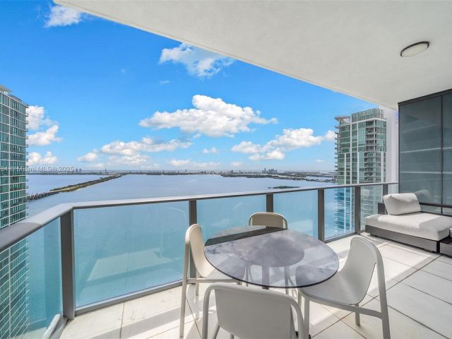 Продажа квартиры #4207 - фото 6022637