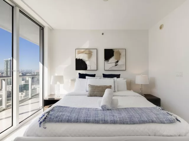 Продажа квартиры #3504 - фото 6021417