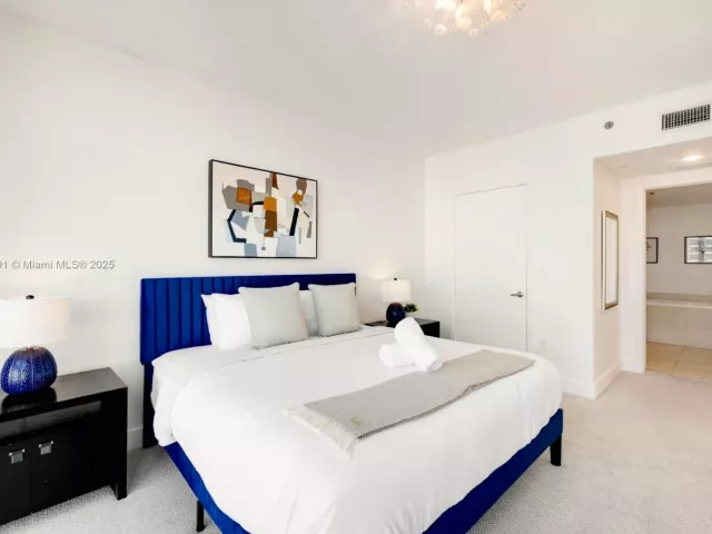 Продажа квартиры #3504 - фото 6021416