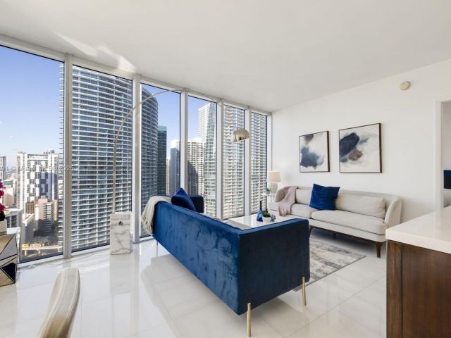 Продажа квартиры #3504 - фото 6021414