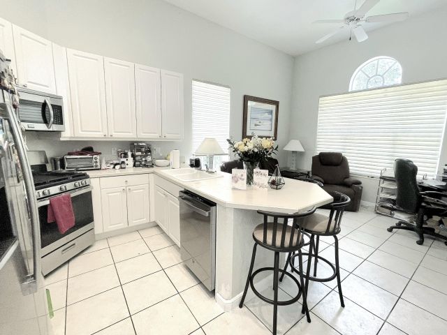 Продажа дома по адресу 6616 NW 43rd Terrace - фото 6059494