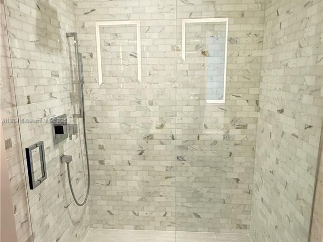 Продажа квартиры #3700 - фото 6022257