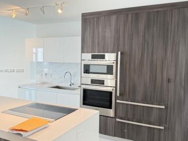 Продажа квартиры #3700 - фото 6022271