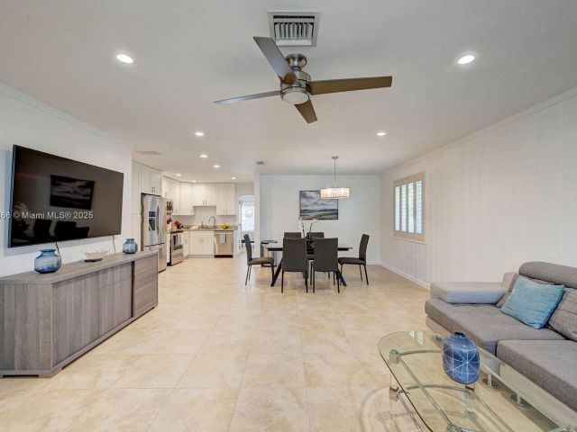 Продажа дома по адресу 932 Polk St - фото 6031334