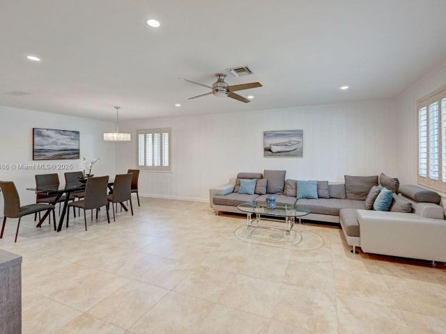 Продажа дома по адресу 932 Polk St - фото 6031335