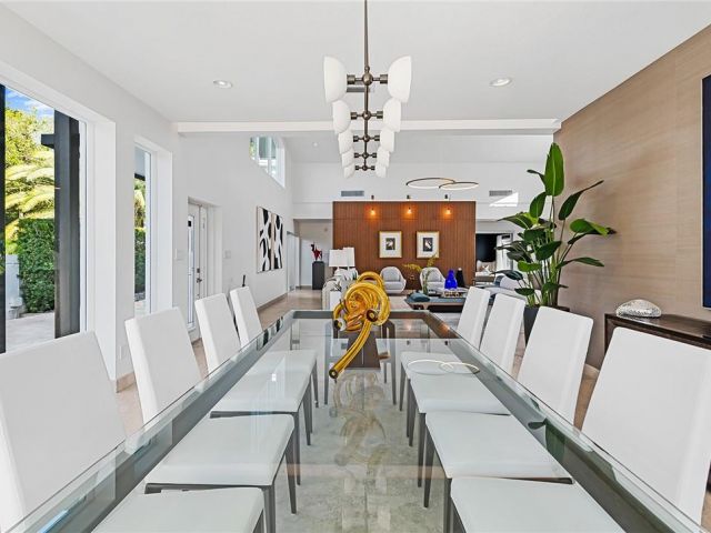 Дом в аренду по адресу 2416 Bayview Dr - фото 6026307