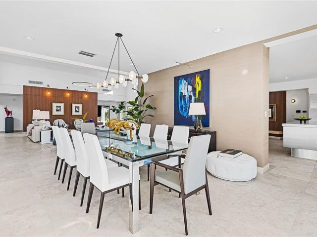 Дом в аренду по адресу 2416 Bayview Dr - фото 6026309