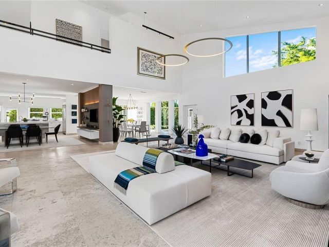 Дом в аренду по адресу 2416 Bayview Dr - фото 6026315