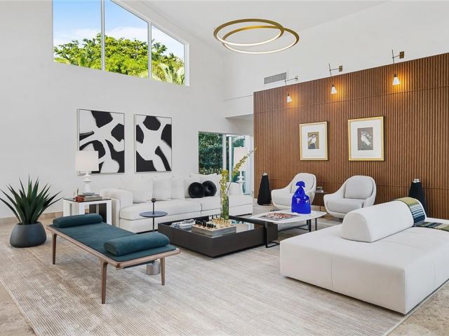 Дом в аренду по адресу 2416 Bayview Dr - фото 6026317