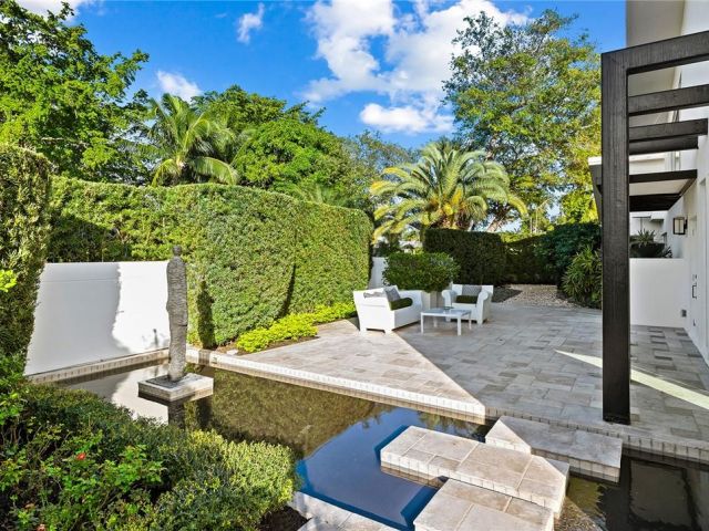 Дом в аренду по адресу 2416 Bayview Dr - фото 6026323