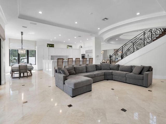 Продажа дома по адресу 22175 Larkspur Trail - фото 6077055