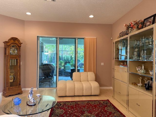 Продажа дома по адресу 473 Cottagewood Lane - фото 6116832