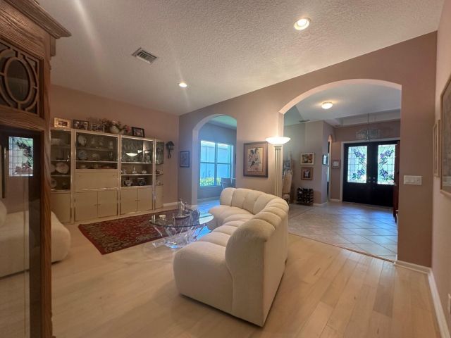 Продажа дома по адресу 473 Cottagewood Lane - фото 6116835