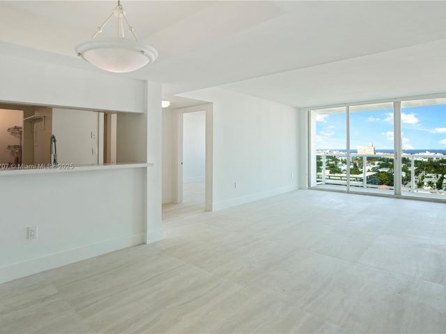 Продажа квартиры #1404 - фото 6043995