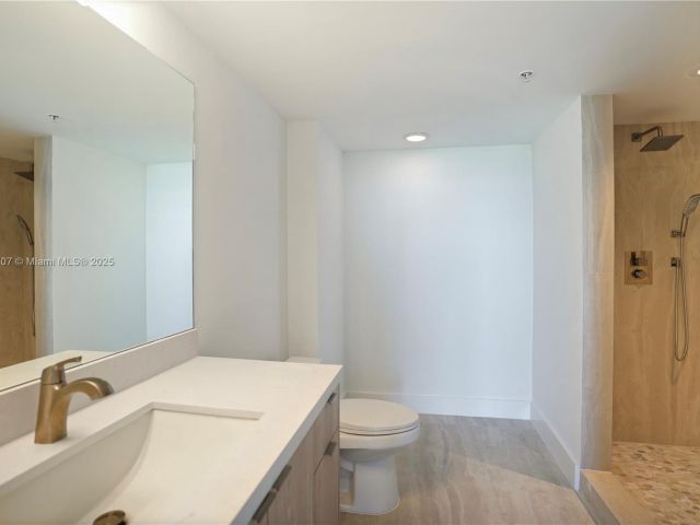 Продажа квартиры #1404 - фото 6043998