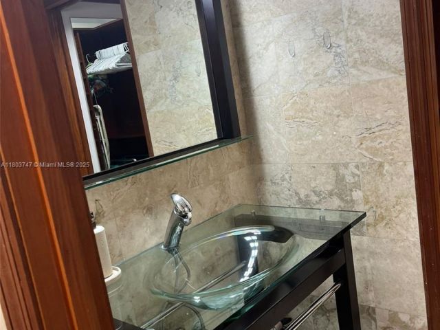 Продажа квартиры #731 - фото 6051812