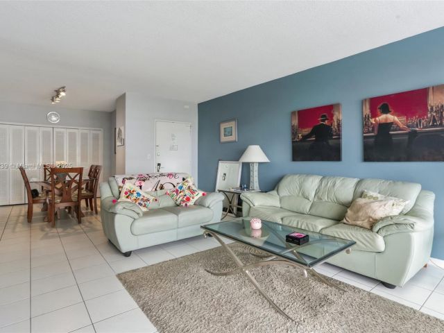 Продажа квартиры #615 - фото 6028326