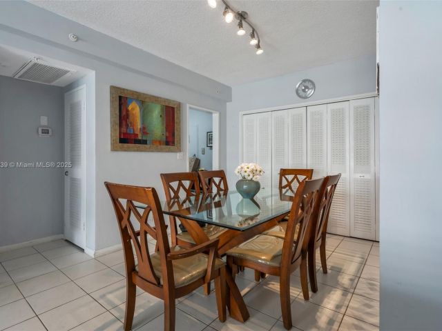 Продажа квартиры #615 - фото 6028328