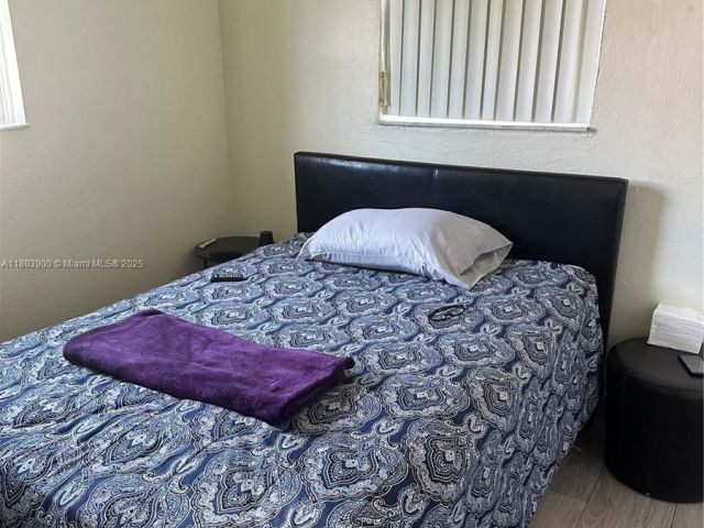 Продажа дома по адресу 10761 SW 221st St - фото 6026126