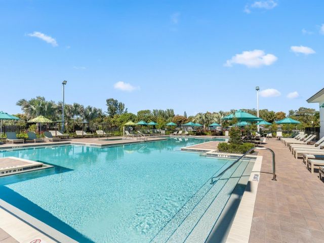 Продажа дома по адресу 12767 NW 23rd Pl - фото 6047718