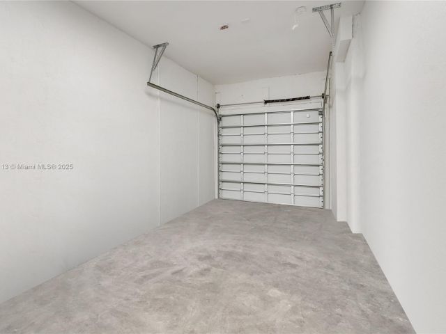 Продажа дома по адресу 12767 NW 23rd Pl - фото 6047721