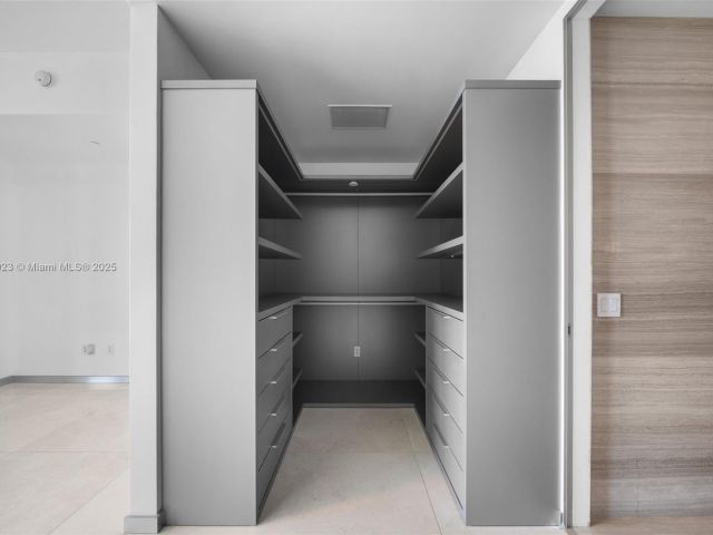 Продажа квартиры #404 - фото 6033917