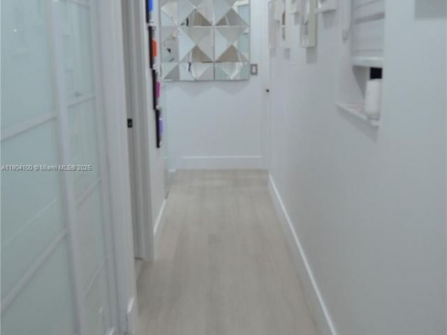 Продажа дома по адресу 3629 Estepona Ave - фото 6028105