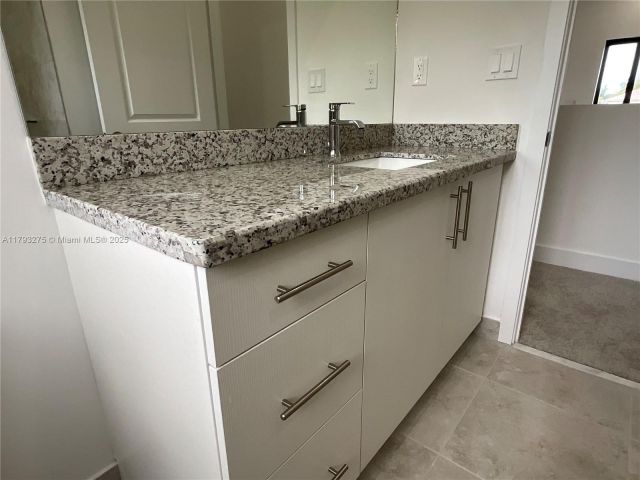 Продажа дома по адресу  - фото 6073966