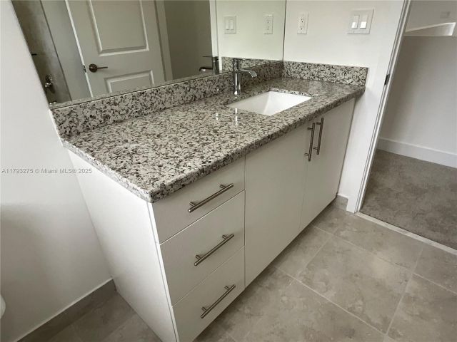 Продажа дома по адресу  - фото 6073967