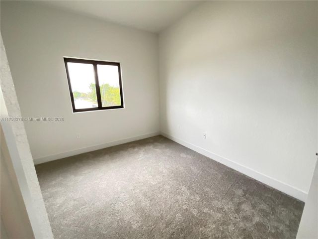 Продажа дома по адресу  - фото 6073969