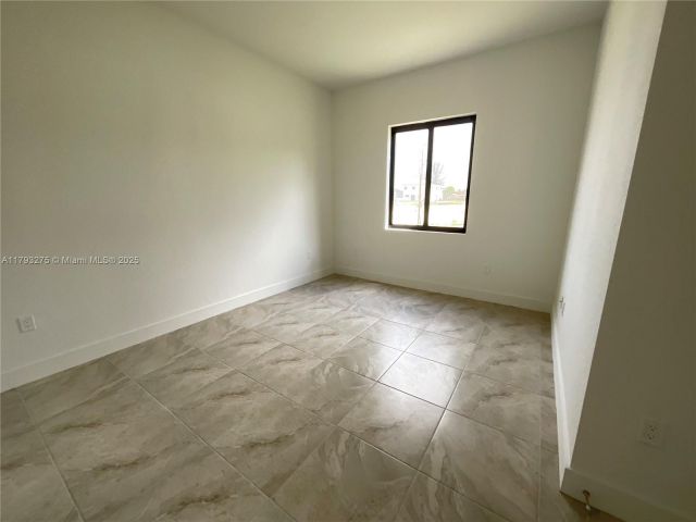 Продажа дома по адресу  - фото 6073975