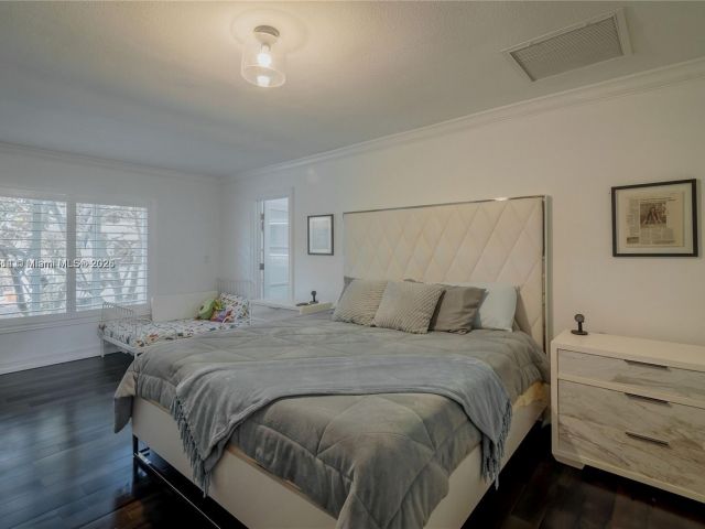 Дом в аренду по адресу 8500 SW 70th St - фото 6031510