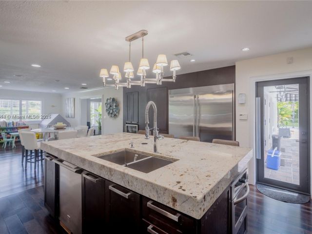 Дом в аренду по адресу 8500 SW 70th St - фото 6031516