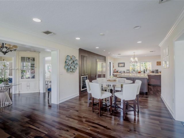 Дом в аренду по адресу 8500 SW 70th St - фото 6031520