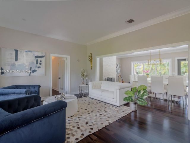 Дом в аренду по адресу 8500 SW 70th St - фото 6031524