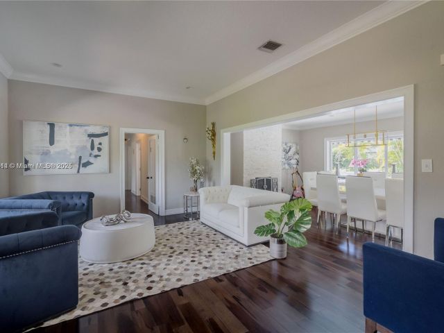 Дом в аренду по адресу 8500 SW 70th St - фото 6031525