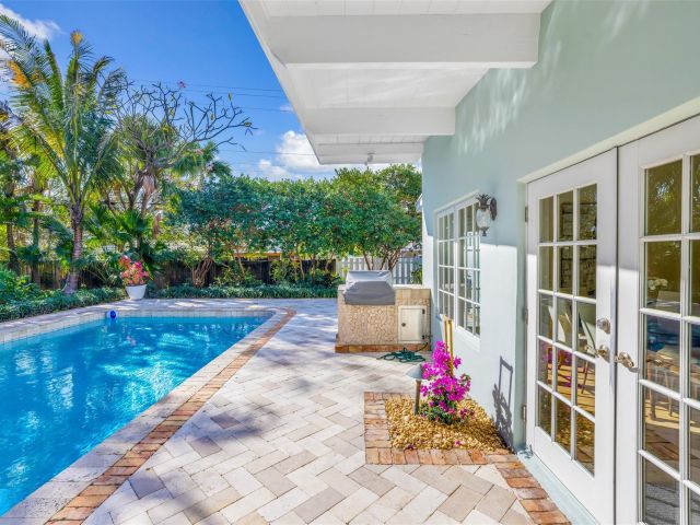 Продажа дома по адресу 1900 Admirals Way - фото 6032694