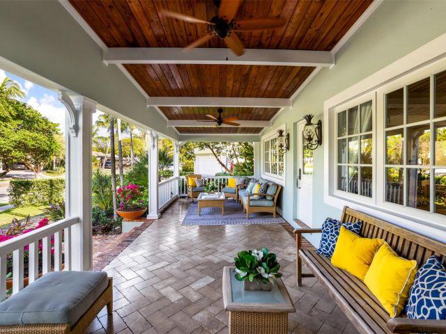 Продажа дома по адресу 1900 Admirals Way - фото 6032697